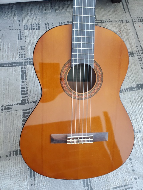 Yamaha Classical Guitar C40