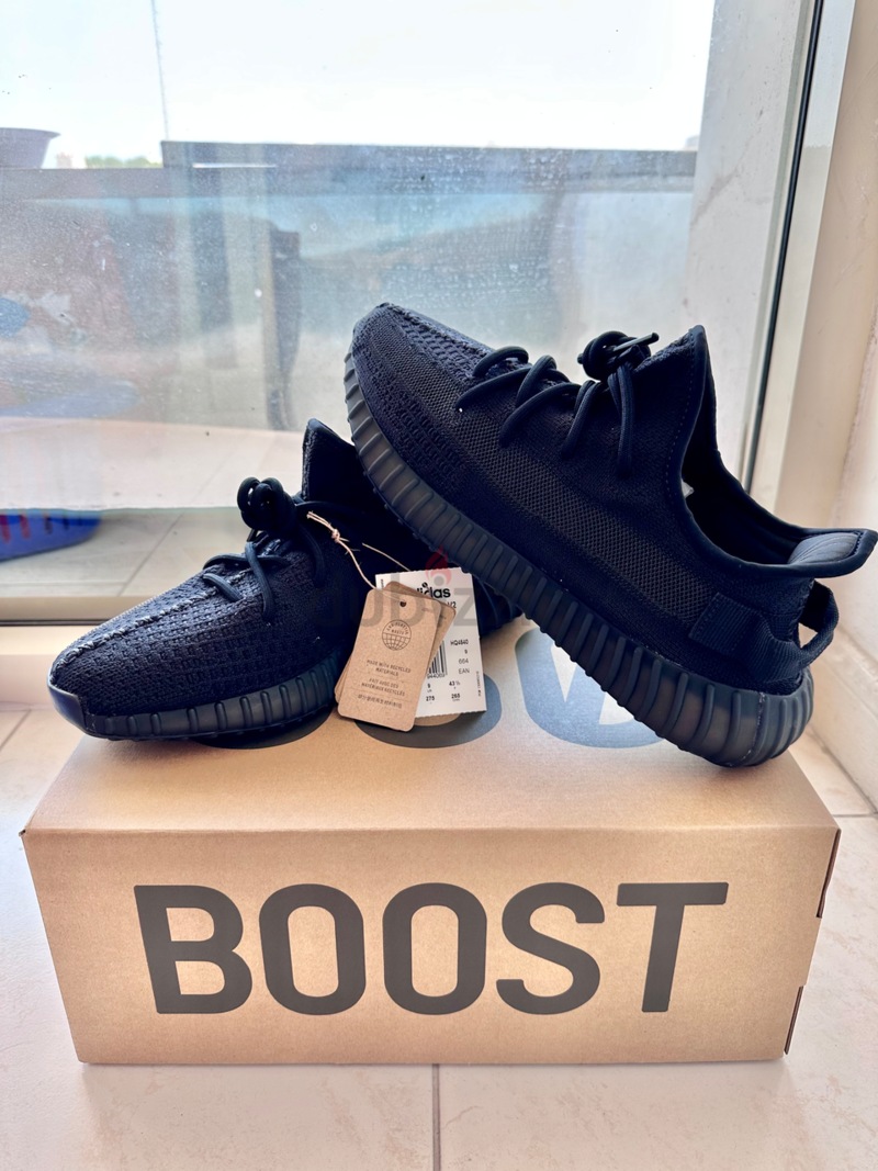 YEEZY Boost 350 V2 Rental Company