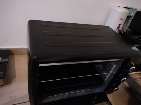 Electric Oven Black + Decker 70 L