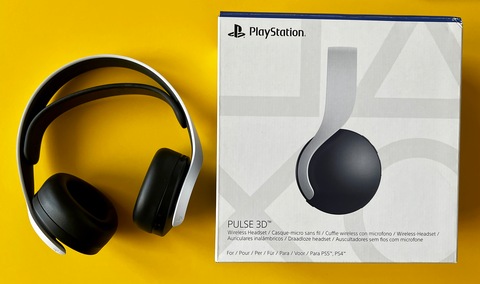 Pulse 3D wireless headphones. Original. New
