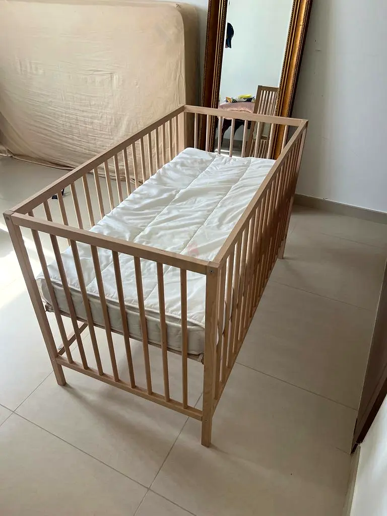 Baby crib bed