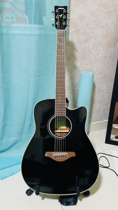 Guitar Yamaha FGX 820 C