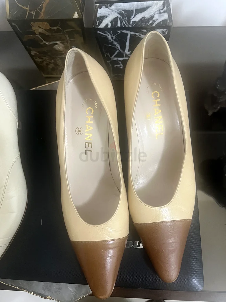 Vintage chanel shoes 37.5632645836247051126