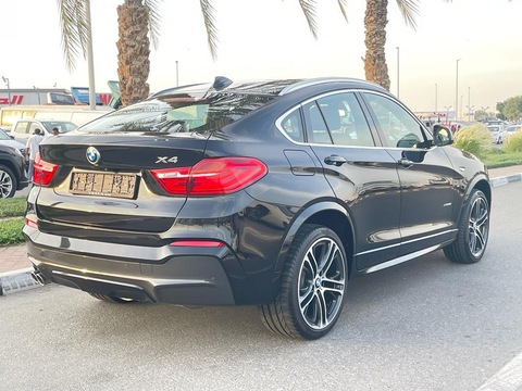 BMW - X4 - BRAND NEW CAR - 26 KMs ONLY - GCC SPECS