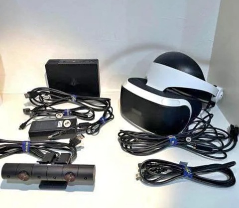 PlayStation VR HEADSET WITH MOTION FOR SALE