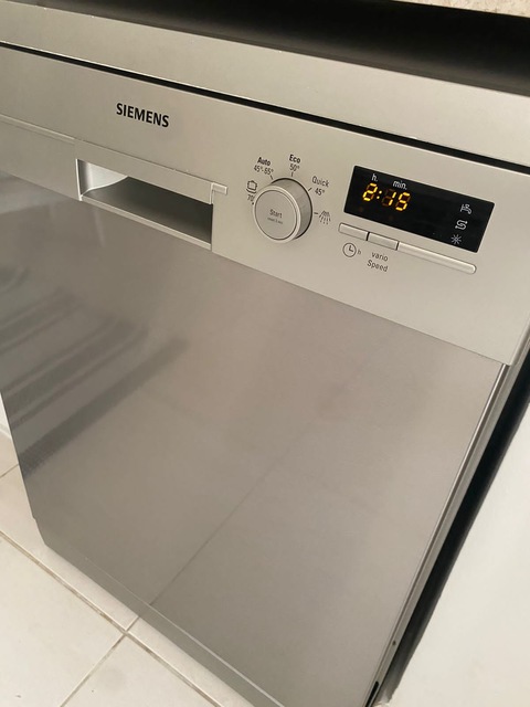 Siemens dishwasher in excellent condition