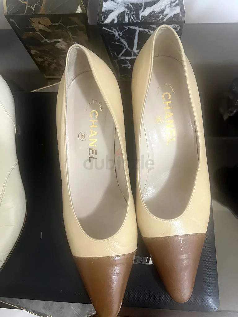 Vintage chanel shoes 37.563264583624705113