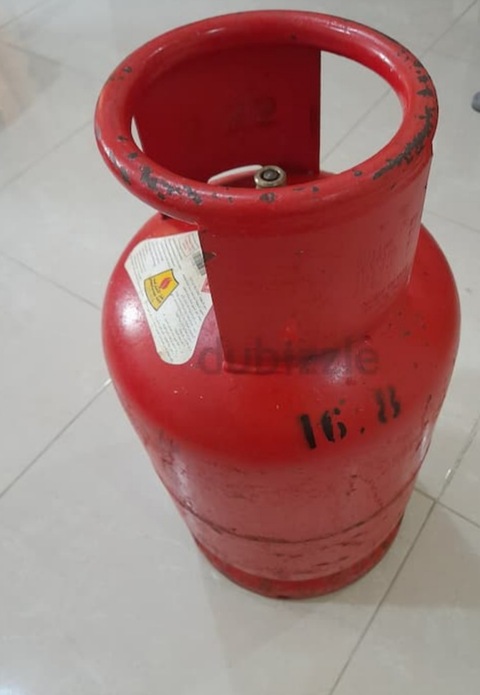 Small dubai gas Cylinder empty for sale