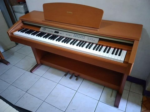 Yamaha YDP223 Piano. Cash on Free Delivery with six months warranty.