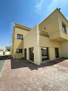 Luxury 5 Masters Bedrooms Villa For Rent:120k 10000 Sqft Ready To Move