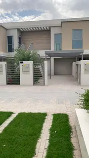 Elegant 2 Bhk With Big Terrace For Sale In 1.25m |area 2000 Sqft| Maid Room, Gym, Pool And 2 Parking