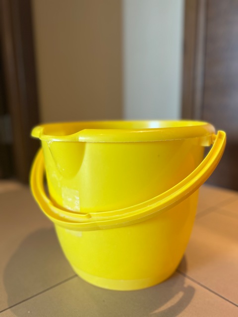 Bucket 12 Ltrs