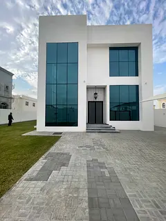 Stand Alone Brand New 4 Bedrooms Villa For Rent:110k 10000 Square With Elevator Ready To Move