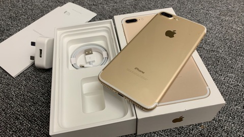 Apple iPhone 7 PLUS 256GB GOLD Pristine Condition