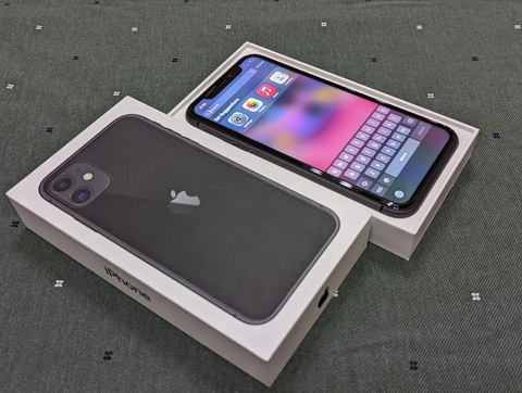 Apple Iphone 11  256GB  BLACK Colour