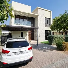 Independent Villa ! Vacant ! Spacious Bright