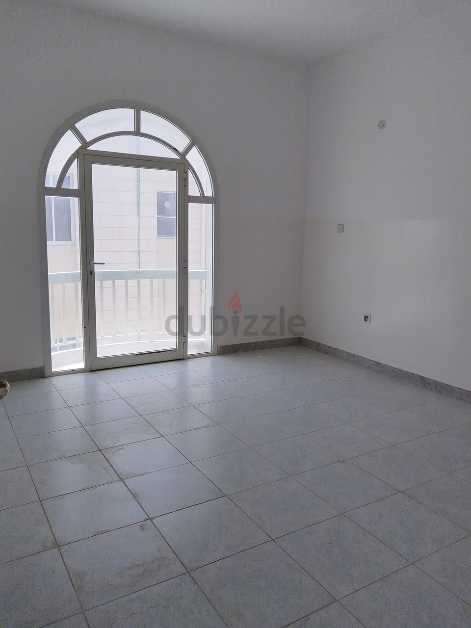 Studio Apartment For Rent In Asharej Including Water, Electricity And Wifi Near Tawam Hospital