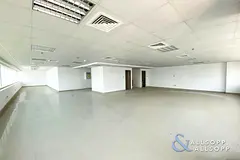 High Floor Unit | Lake View | Available Now