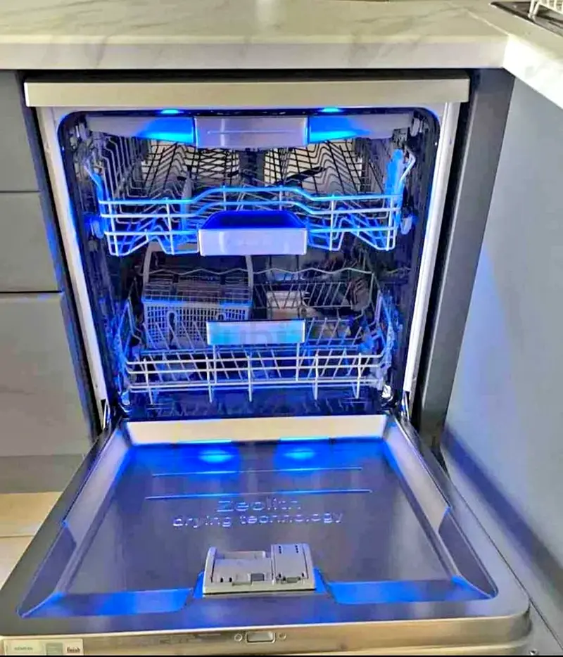 Siemens IQ700 three rack dishwasher Germany brand last model