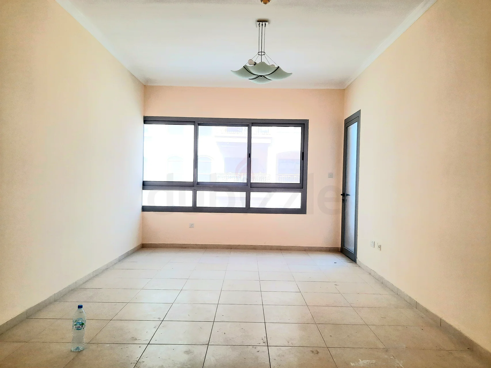 Dont Miss 2br | Master Bed 3 Bath Parking Free |.