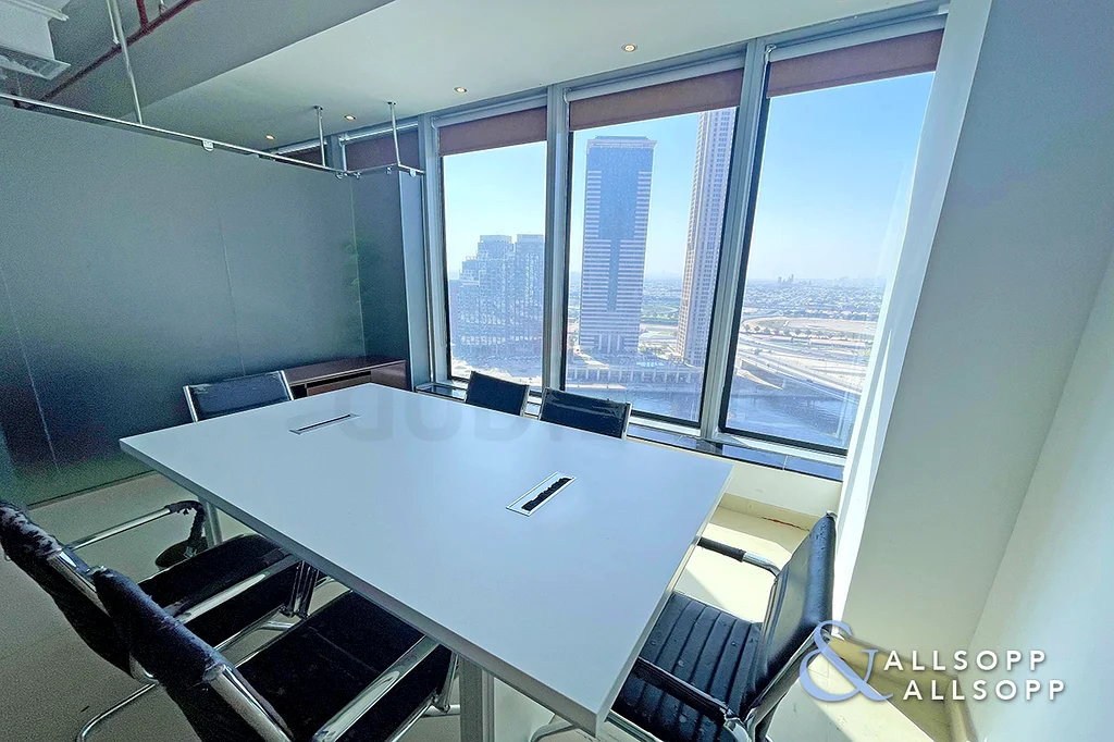 Vacant Office | Fitted Unit | Lake Views