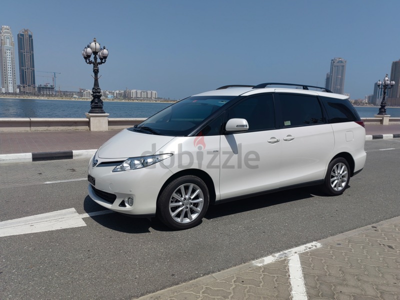 Toyota previa 2020