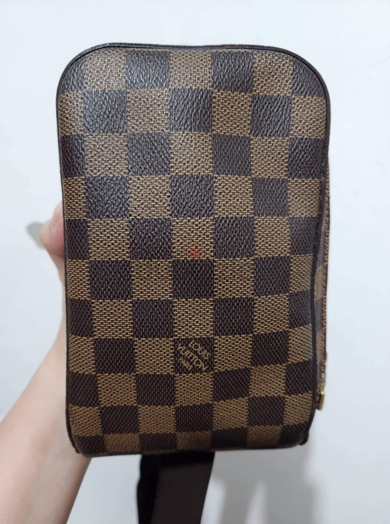 LV Geronimo Belt/Body Bag 100% Original