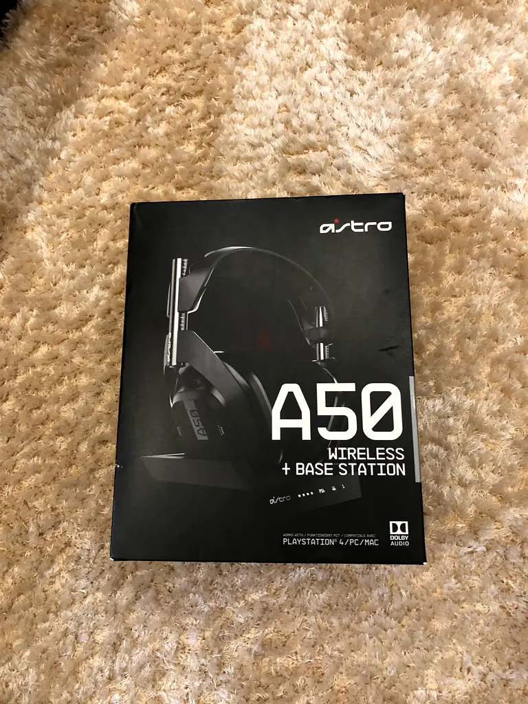 Astro Wireless Gaming Headset A50 (4th Gen) + Charging Dock (PS4) P5