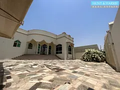 Huge Yard - Beautiful Villa - Quiet Home Location