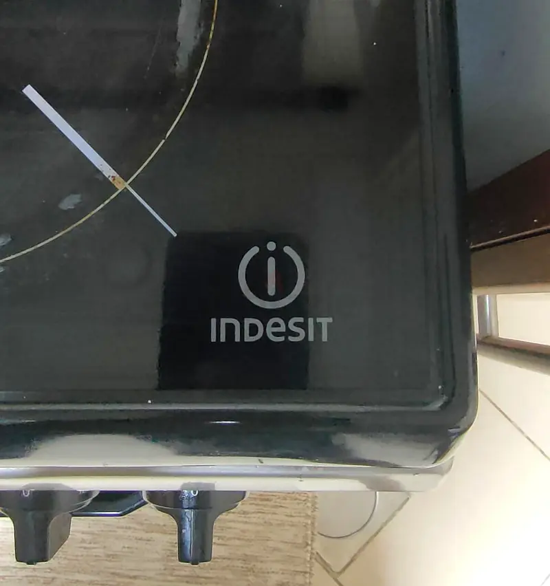 Indesit 60X60 Cm 4 Ceramic Electric Cooker