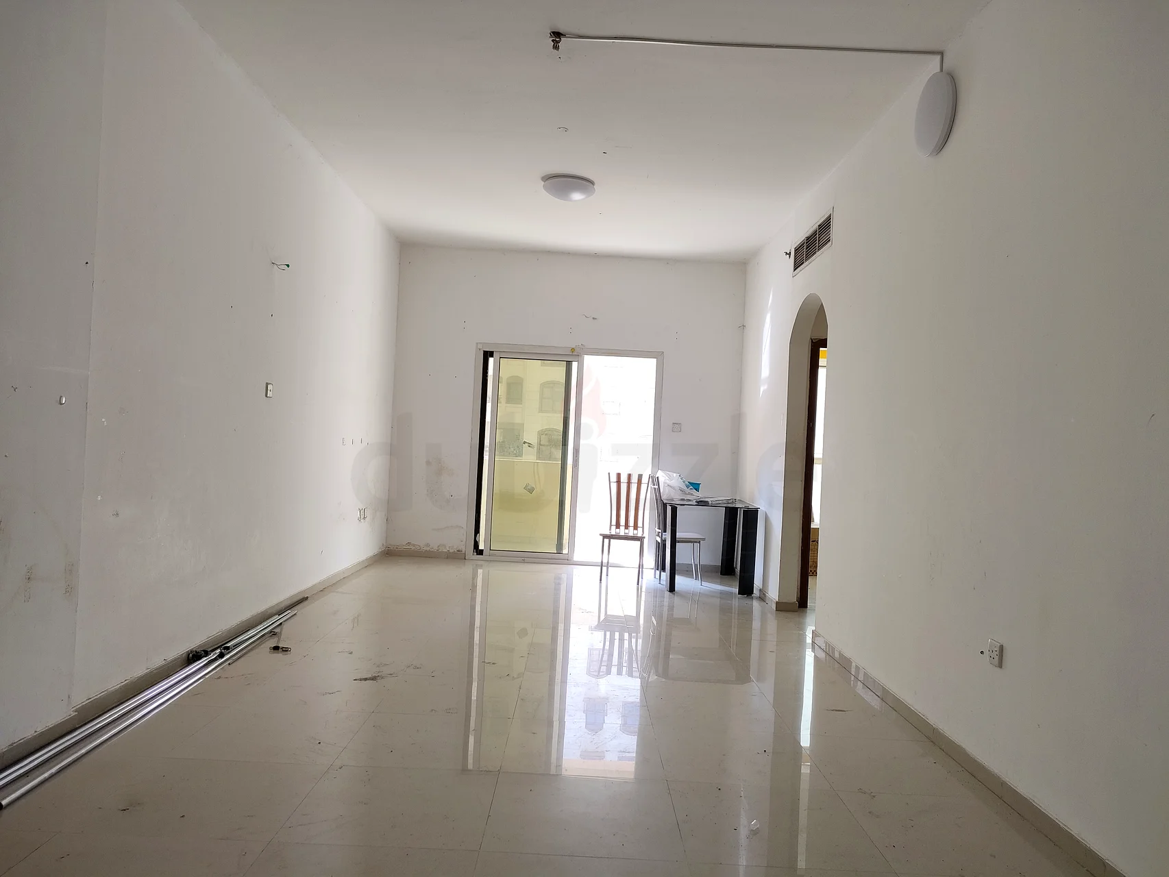 Spacious 1br Apartment Balcony Parking Free 33k...