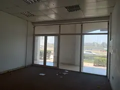 850 Sq Ft | Parking Side | Multiple Options