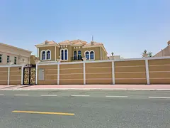 Villa For Sale In Al Warqaa, The Third, 7 Rooms And An Annex