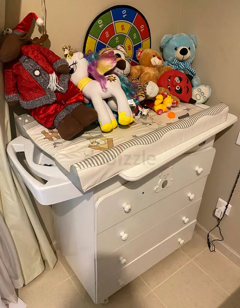 Baby Diaper Changing Table with drawers