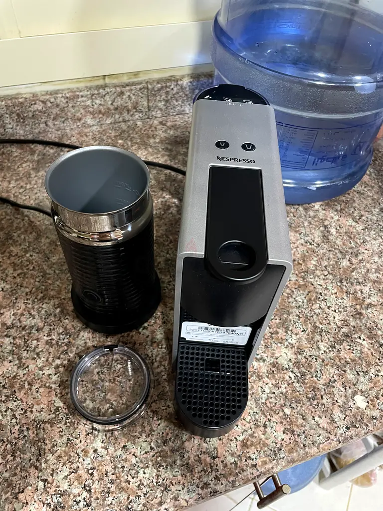 Nespresso Essenza Mini Milk Frother
