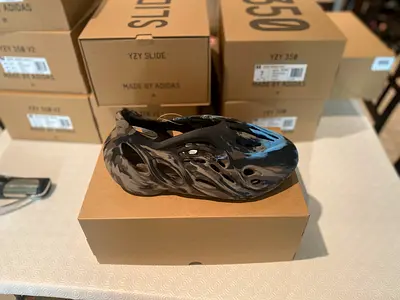 Adidas Yeezy Foam Mix Cinder 10US