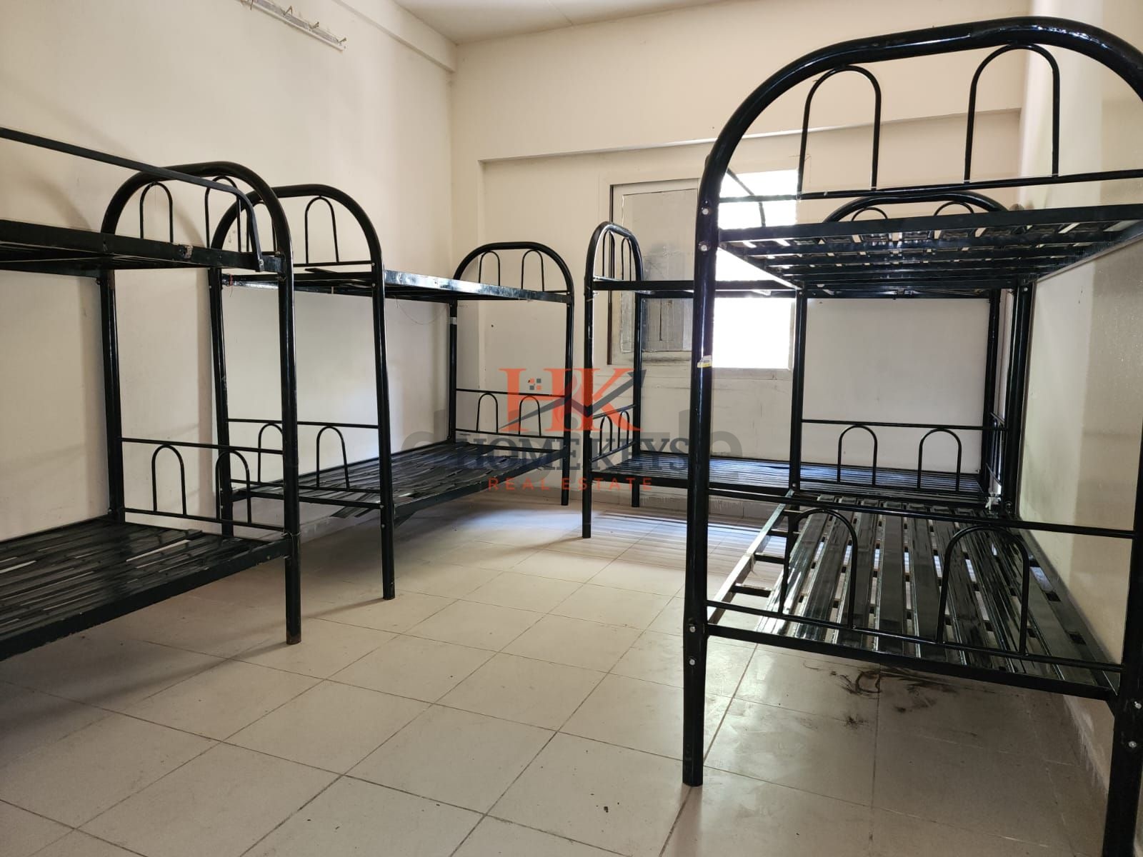 Staff Accommodation In Dip 2 | Near To Public Transport