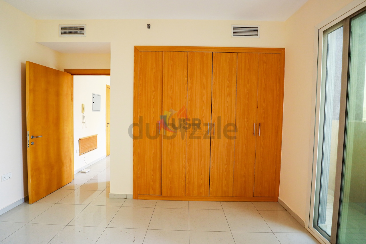 Chiller Free | 1bhk Beautiful View | Open Kitchen