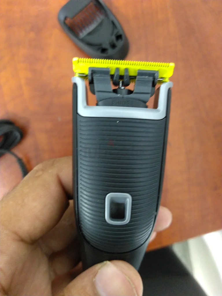 Philips Norelco Oneblade Face Pro Shaver (QP6510/70)