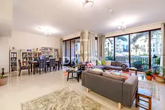 Well-managed Townhouse W/ Full Lake View