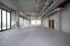 Spacious Retail | Skyline View | Retail Shop