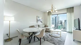 Stunning R1c | Vacant On Transfer | Marina Views