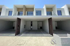 Exclusive | Close To Pool Park | Vacant