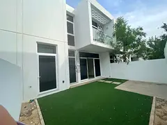 3 Bed | Vacant | Never Lived In