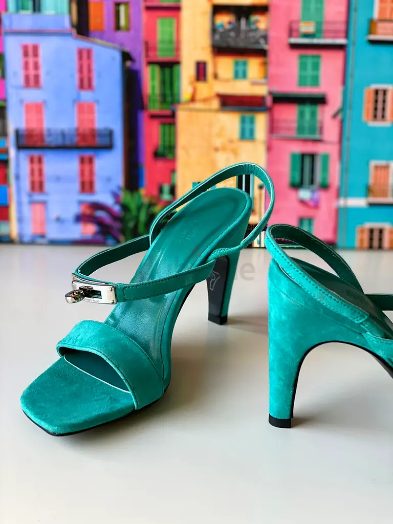 Hermes Sandals Light green Ladies