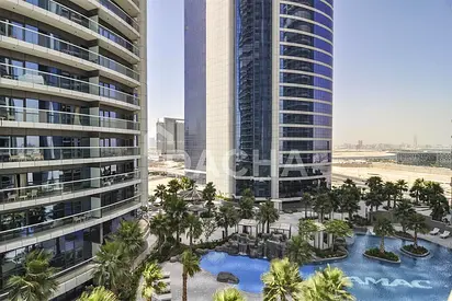 Spacious /  Luxury Furnished / Pool View / Vacant