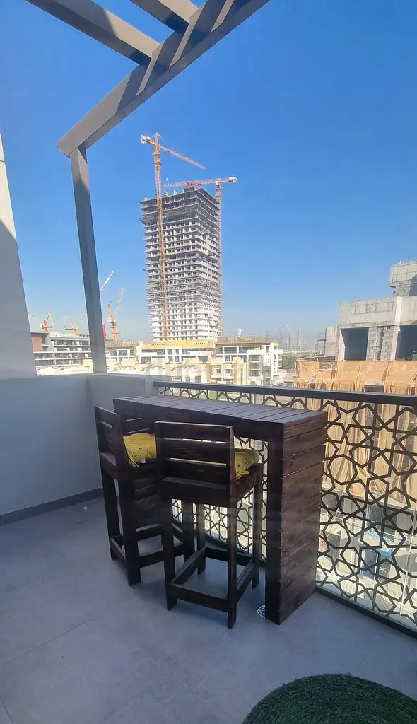 Pallet Style Balcony High Table and Stools