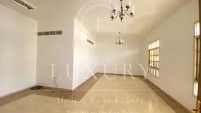Commercial Property Prime Location For Business