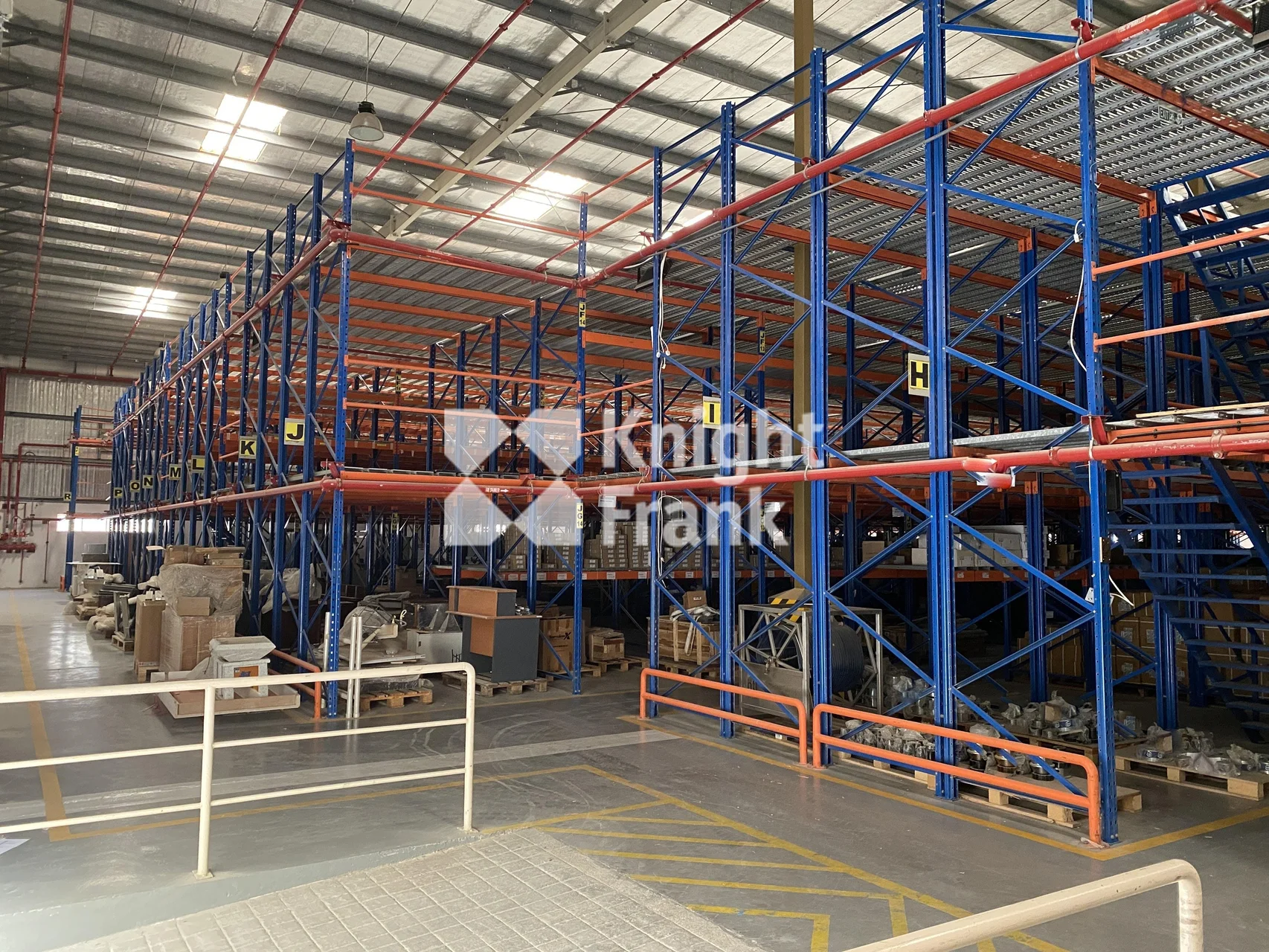 Warehouse | Factory With Mezzanine Racking