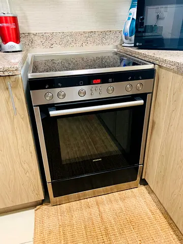 Siemens Cooker HC744540 Ceramic Top Electric Oven Selling FREE DELEVERY +WARRENTY